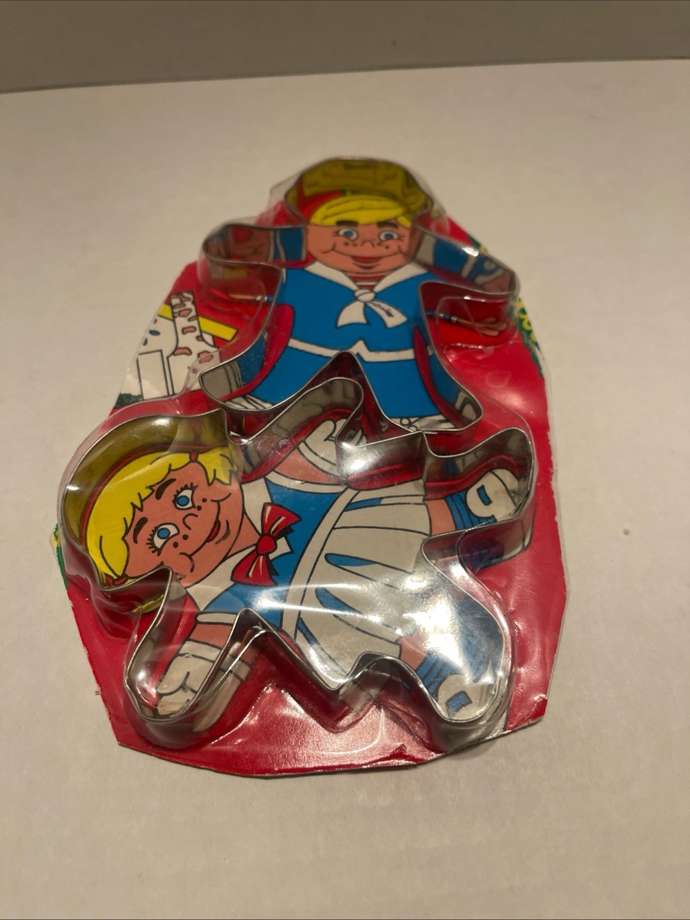 Vintage gingerbread Metal Cookie Cutter Set boy & girl